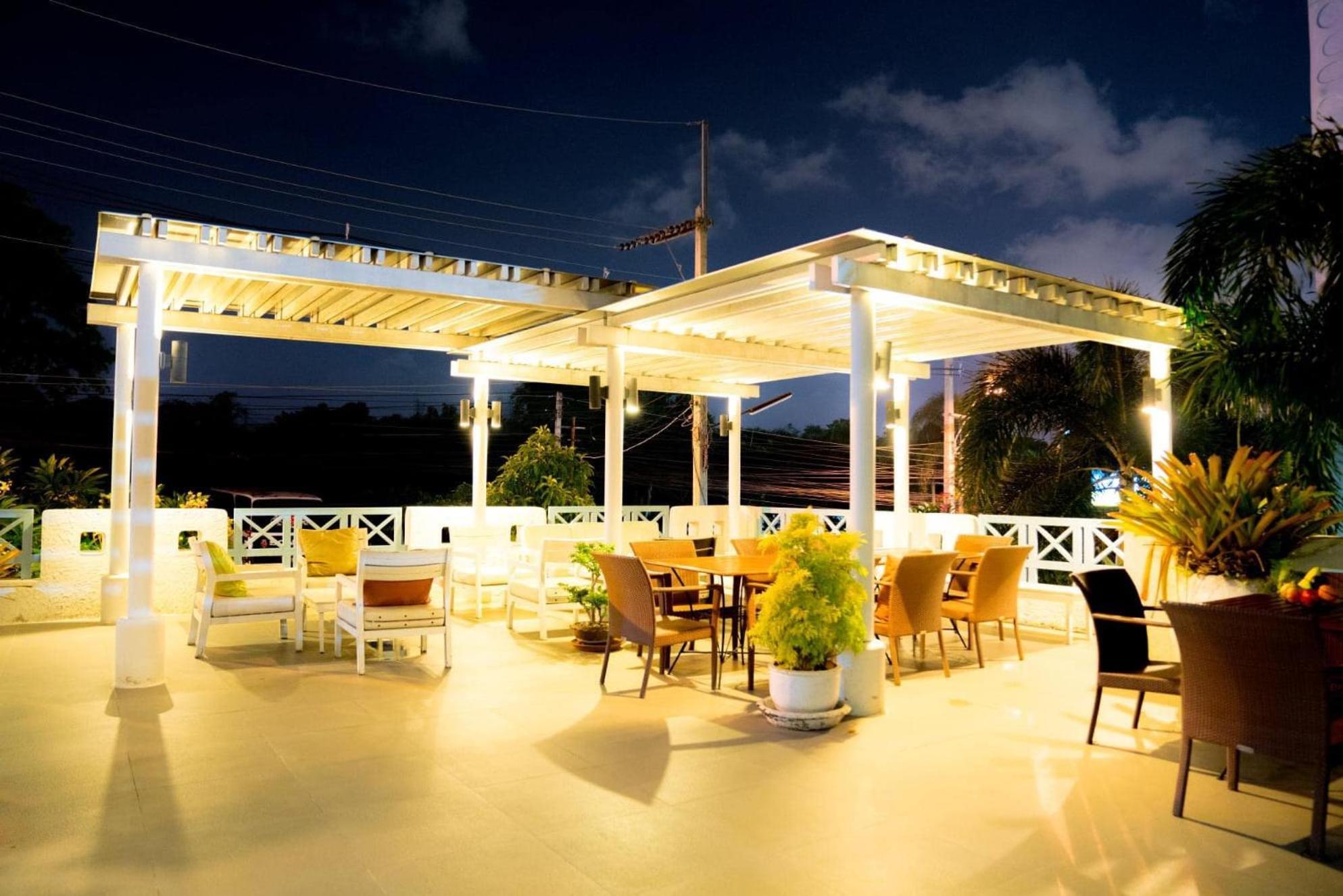 Baan Pattaya By Sabai Hotel Exterior photo