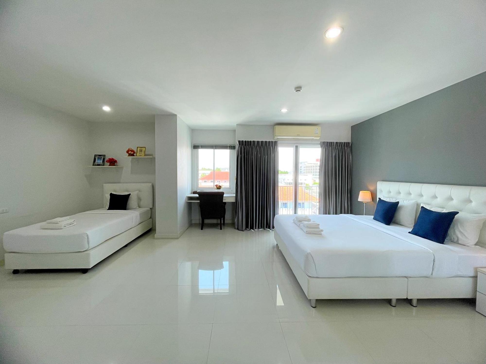 Baan Pattaya By Sabai Hotel Room photo