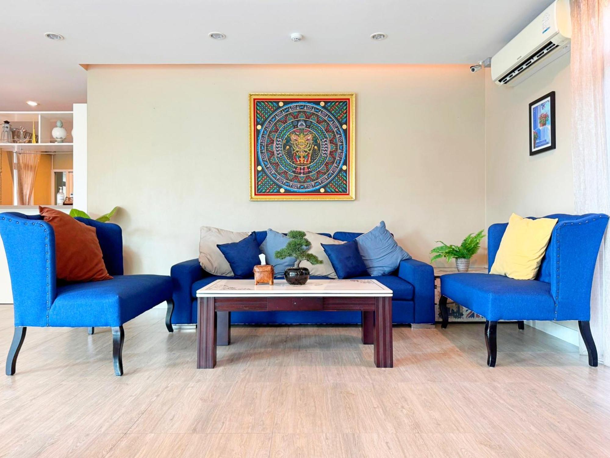 Baan Pattaya By Sabai Hotel Exterior photo