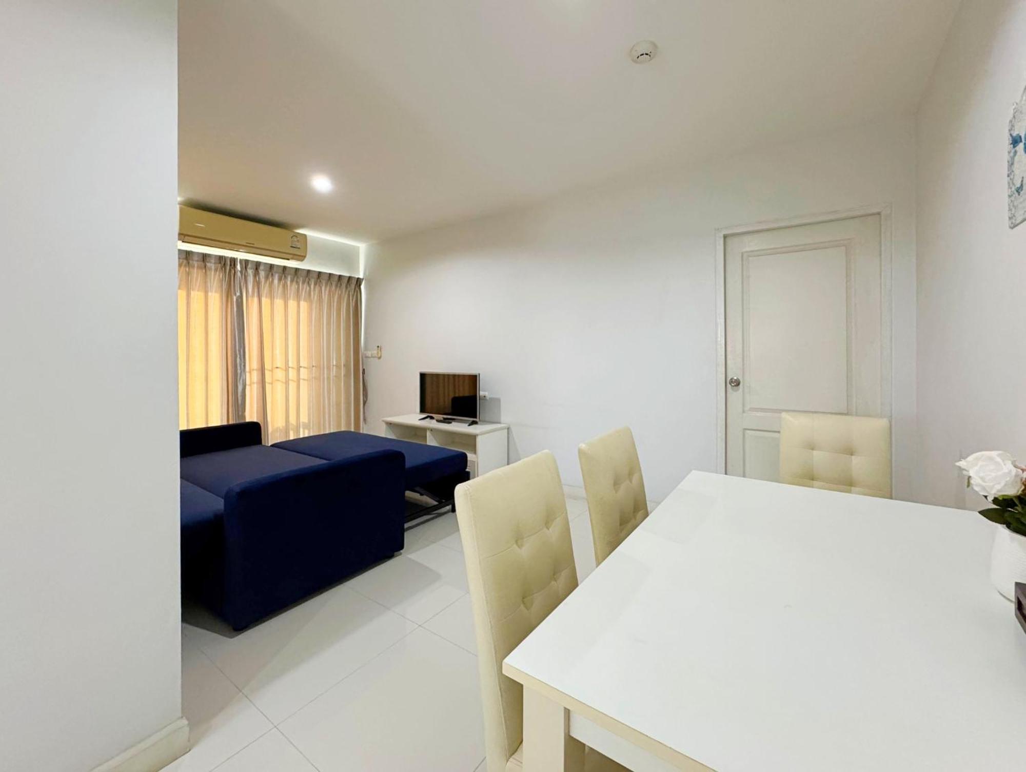 Baan Pattaya By Sabai Hotel Exterior photo