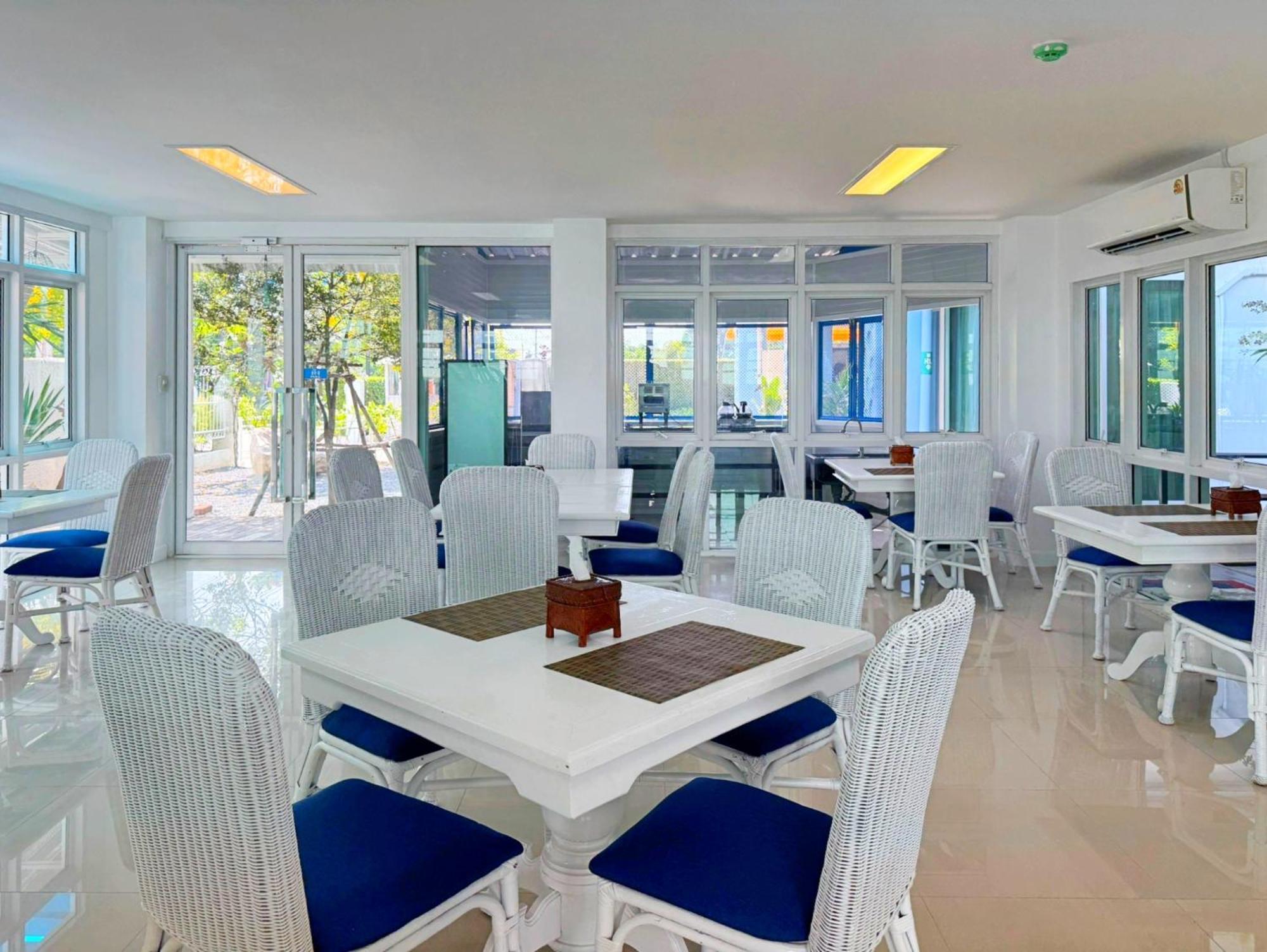 Baan Pattaya By Sabai Hotel Exterior photo